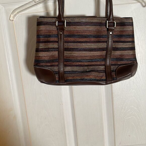 Liz Claiborne bag    - Picture 1 of 2